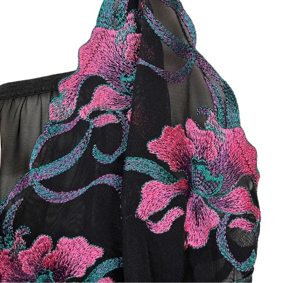 CACIQUE Floral embroidered lace chemise - Picture 4 of 9